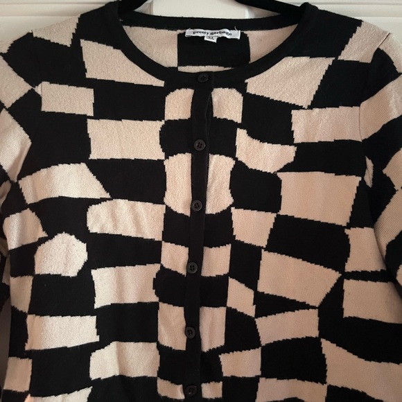 Black and Cream Cropped Cardigan - Picture 2 of 5